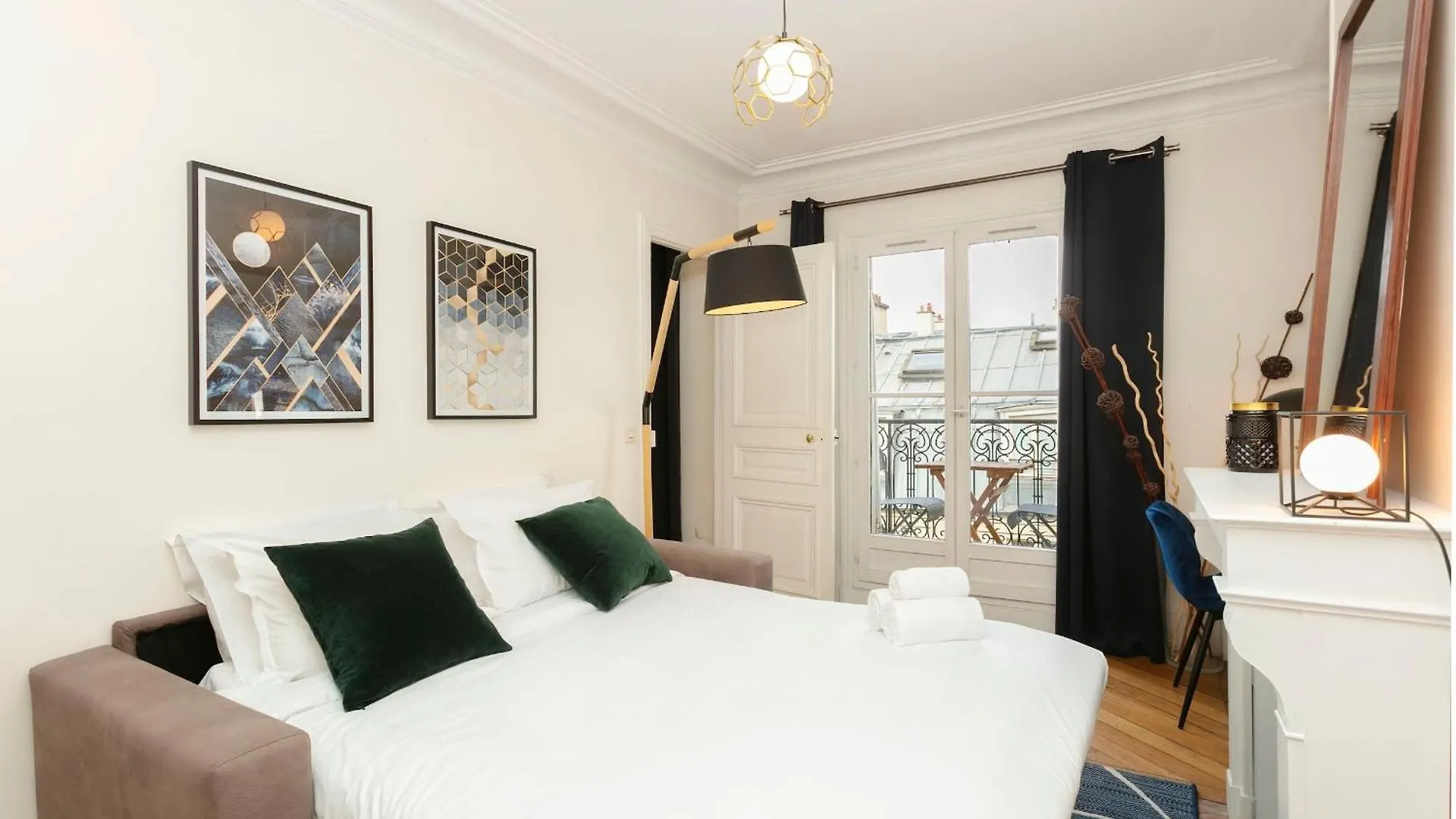 Dame 1Br Cozy Flat Apartment Paris France