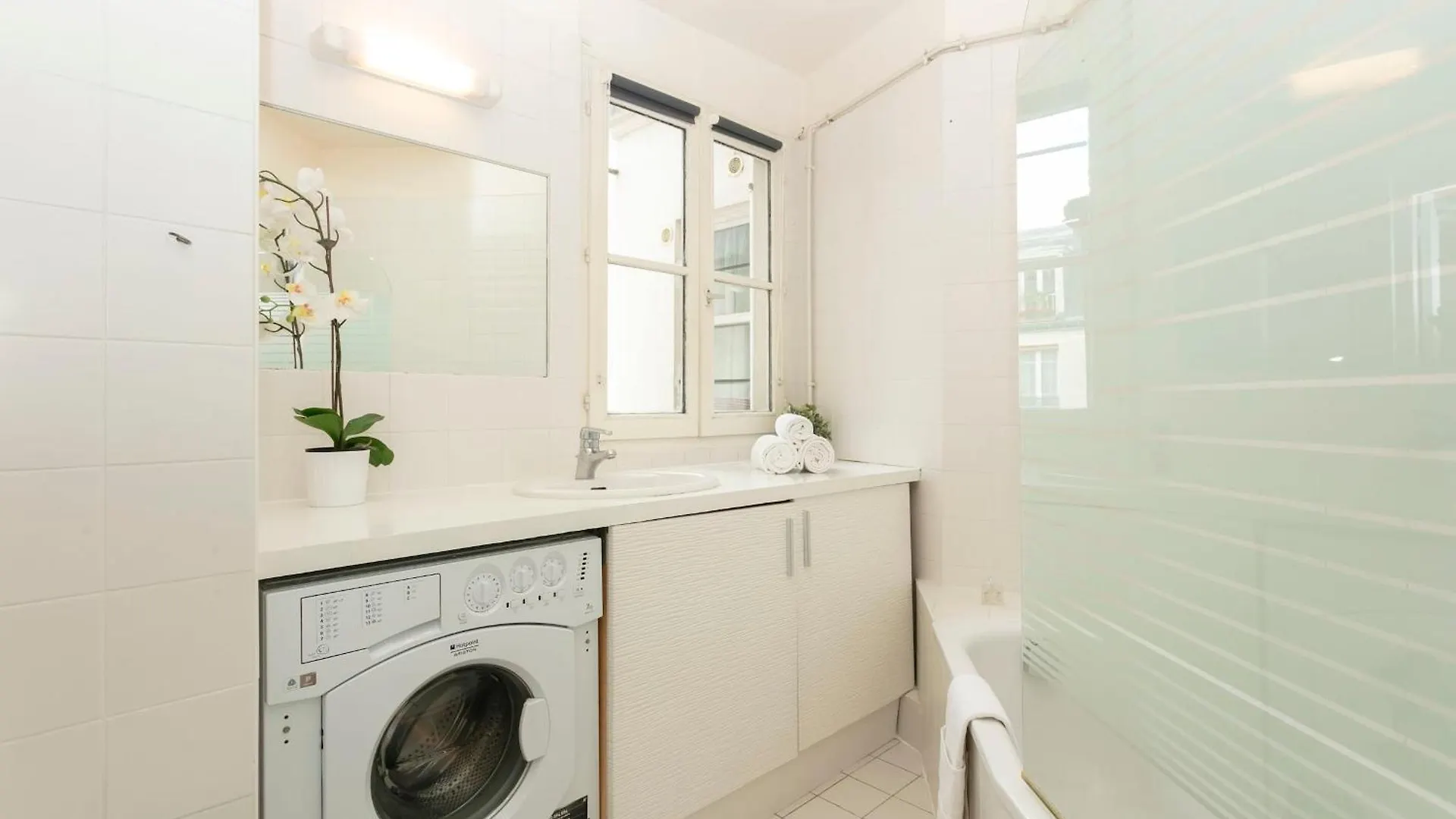 Dame 1Br Cozy Flat Apartment Paris France