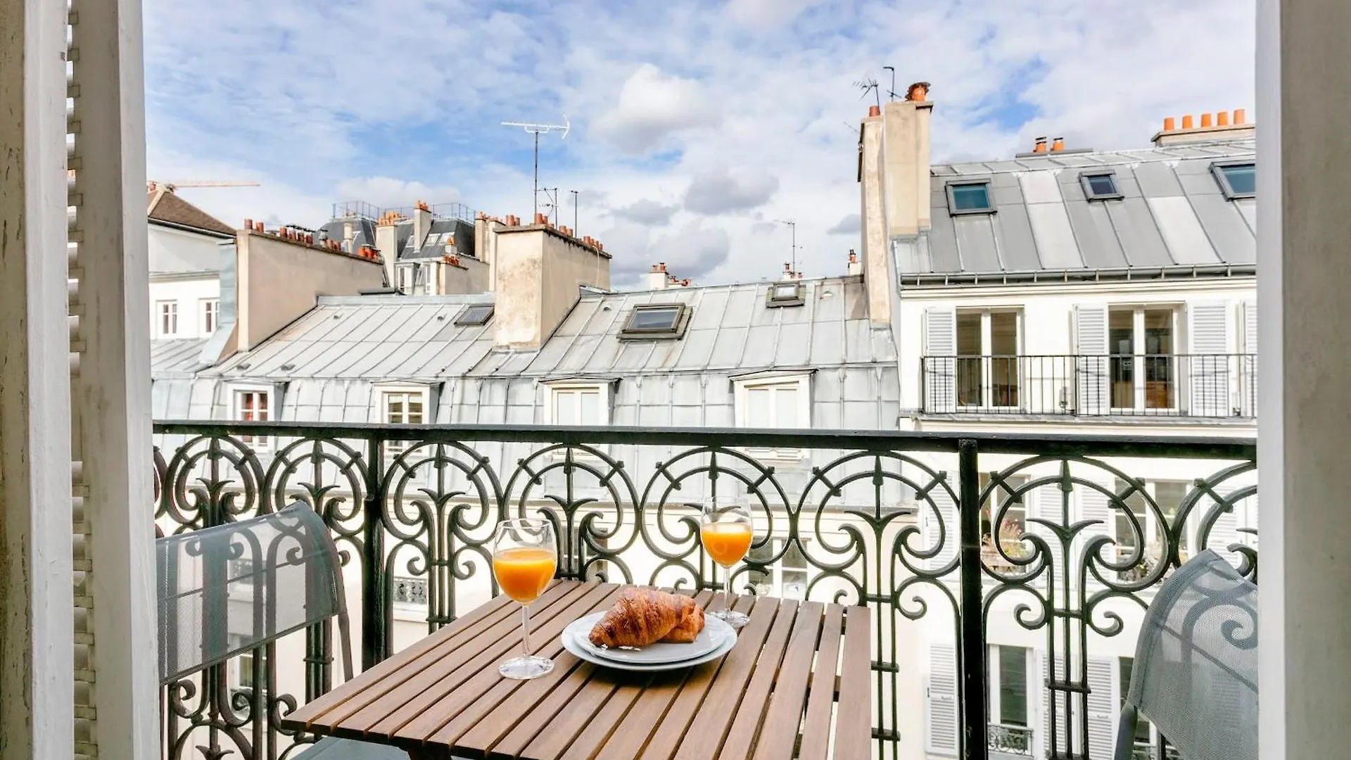 Apartamento Dame 1Br Cozy Flat París